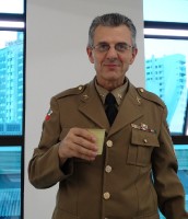 Um suculento café servido aos Militares